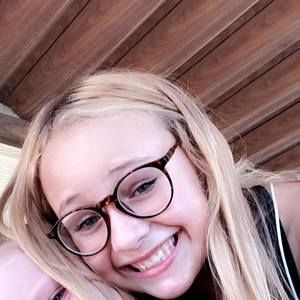 Meet your Posher, Athena